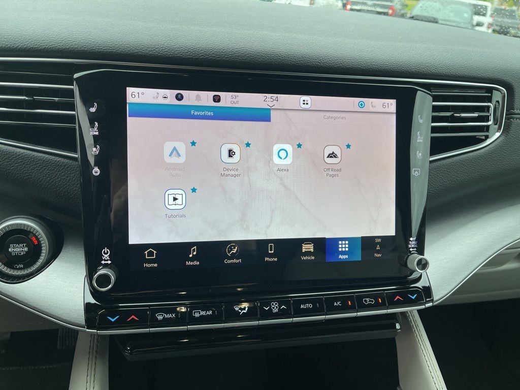 2025 Jeep Wagoneer Base