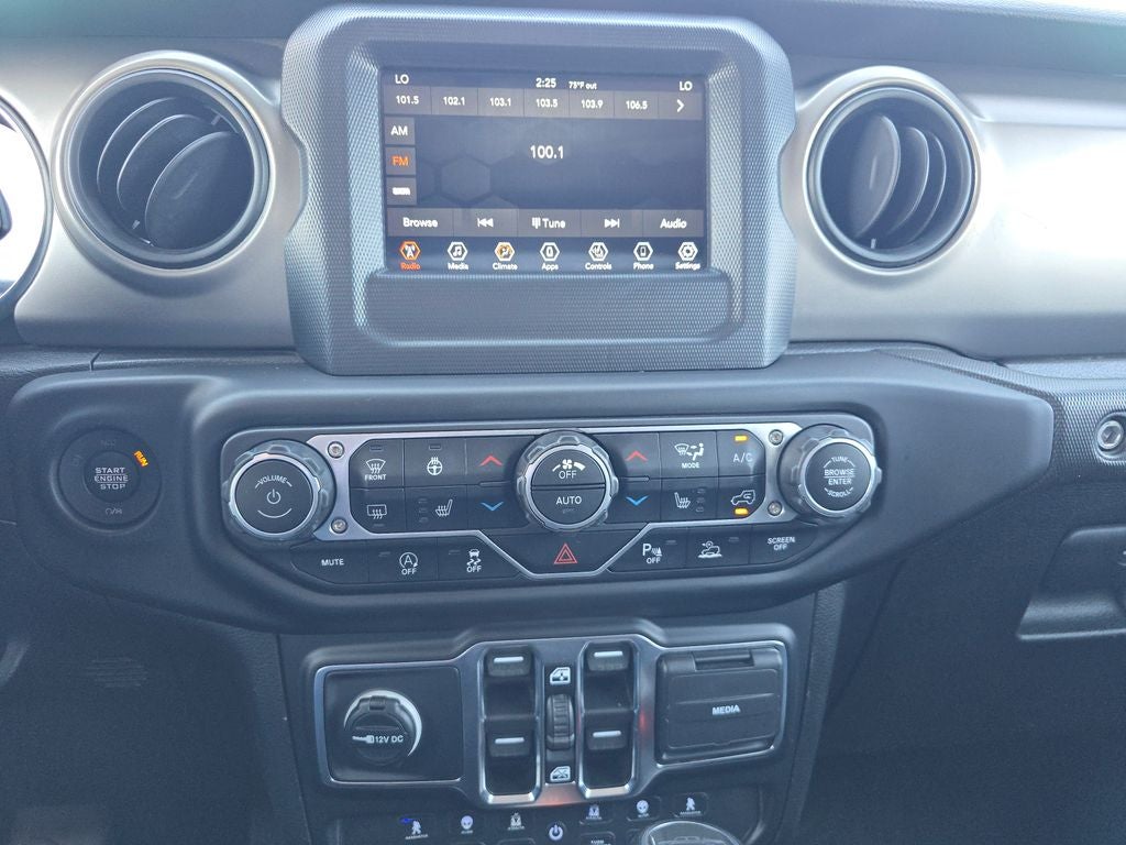 2021 Jeep Gladiator Willys