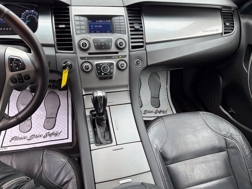 2017 Ford Taurus SEL