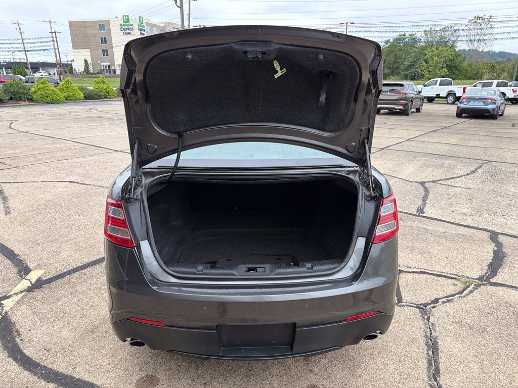 2017 Ford Taurus SEL