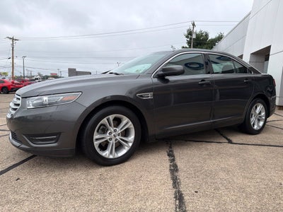 2017 Ford Taurus SEL