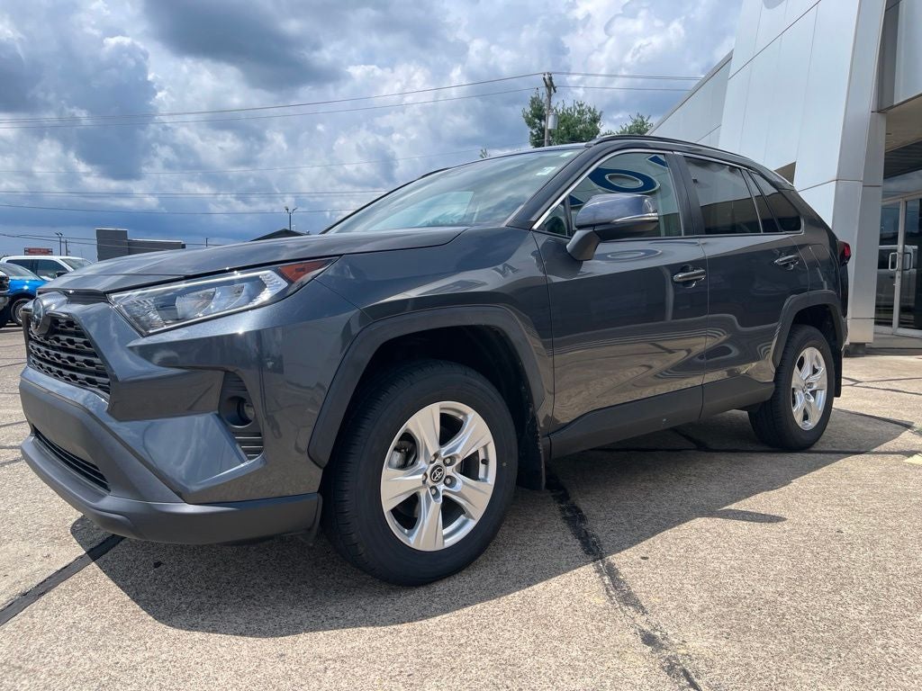 2020 Toyota RAV4 XLE