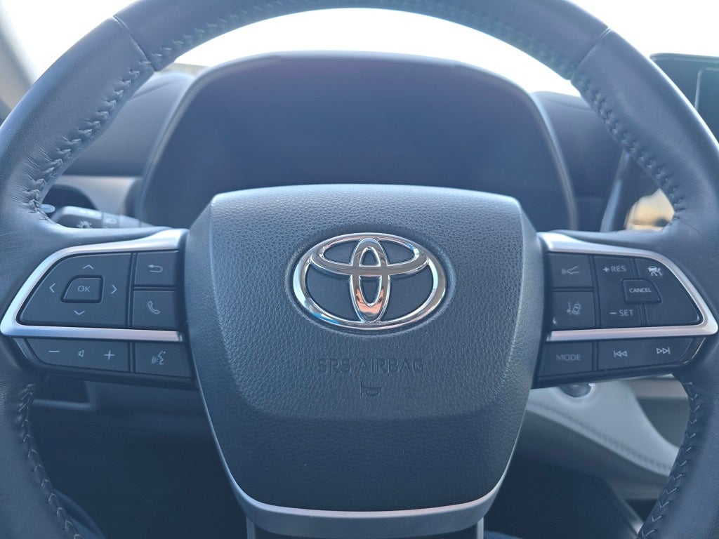 2023 Toyota Highlander Hybrid LE