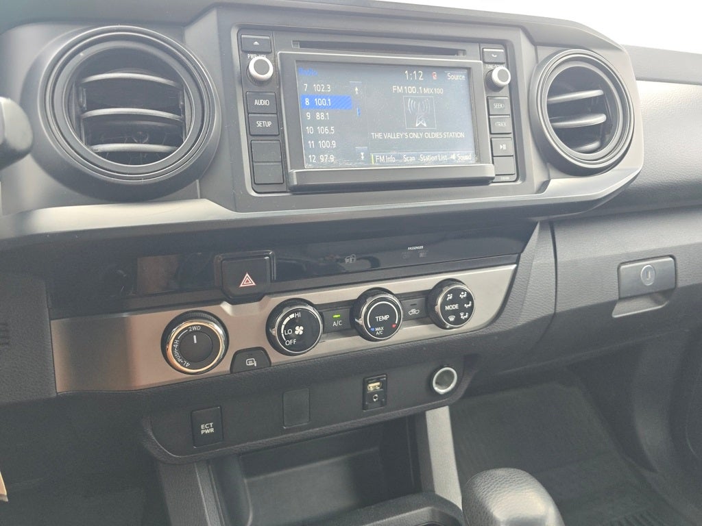 2017 Toyota Tacoma SR