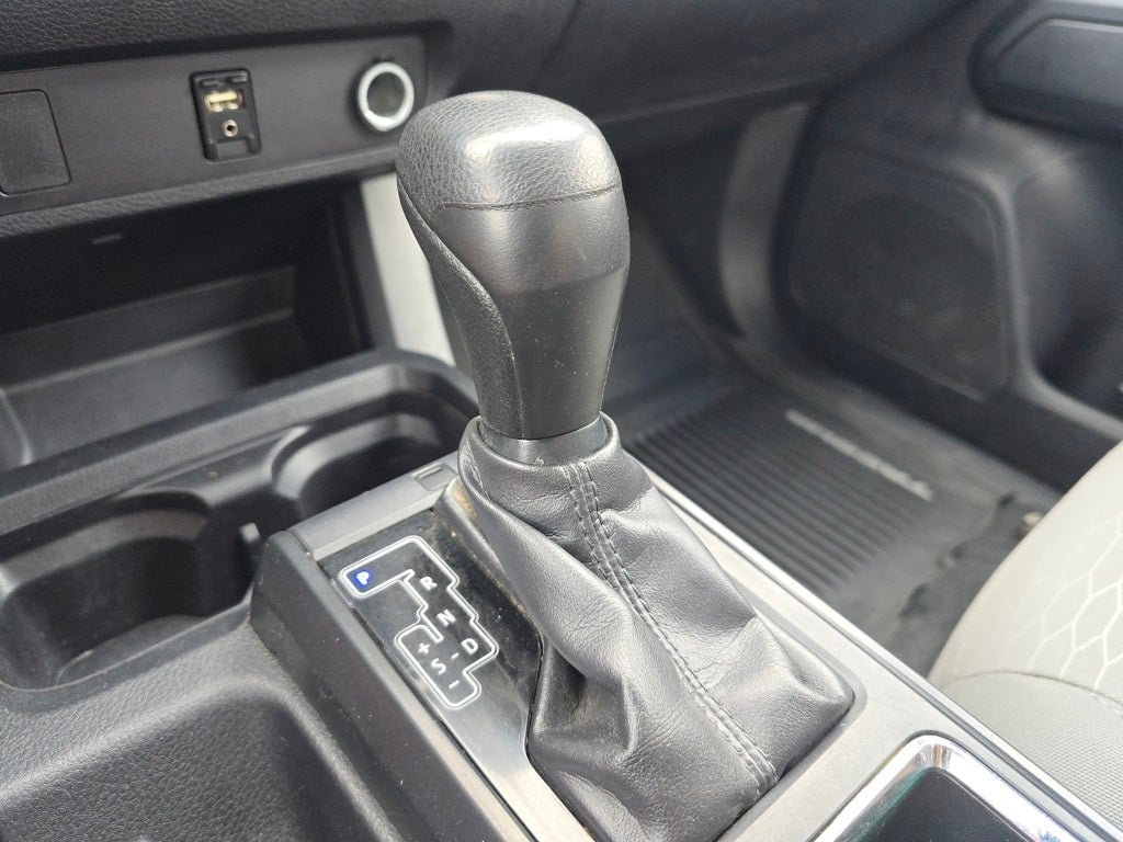 2017 Toyota Tacoma SR