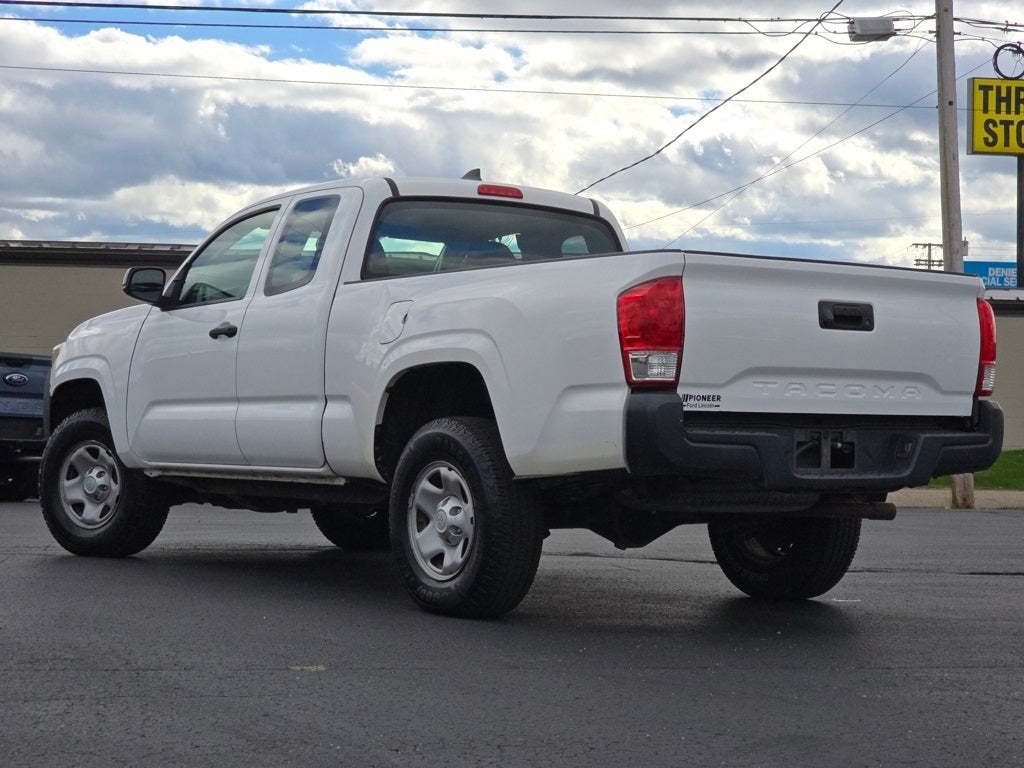 2017 Toyota Tacoma SR