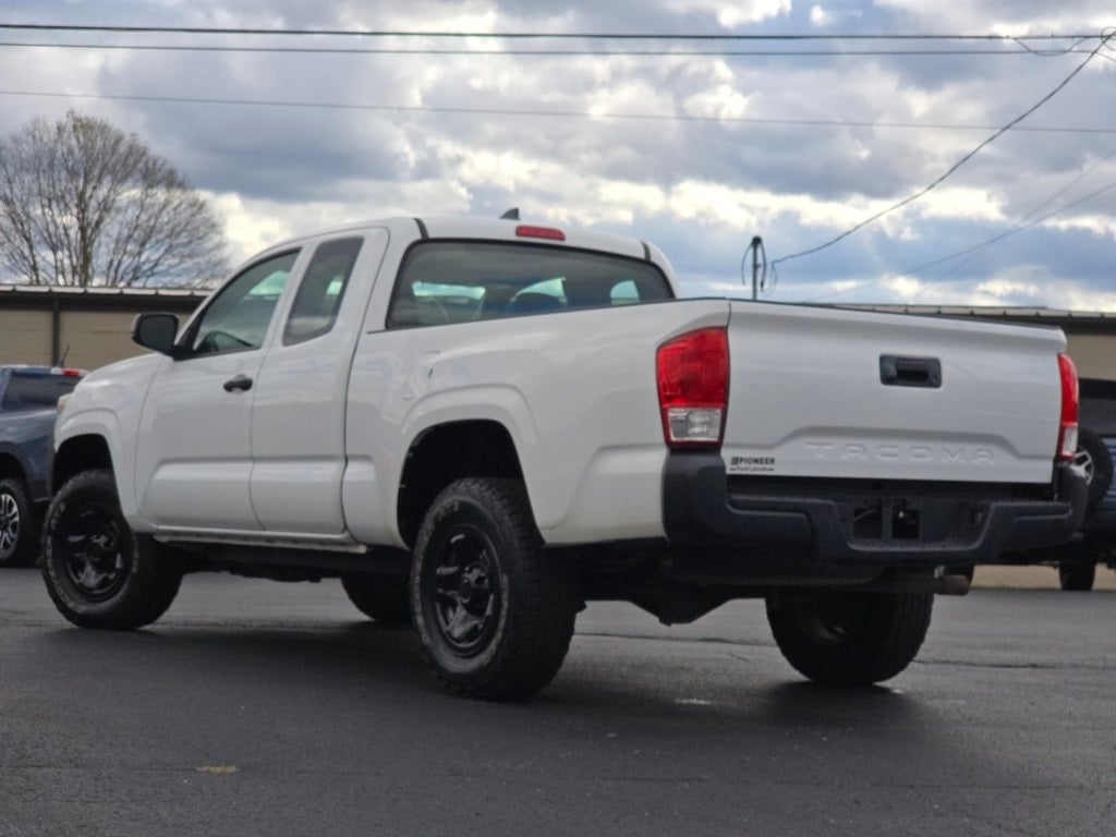 2017 Toyota Tacoma SR
