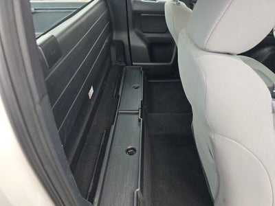 2017 Toyota Tacoma SR