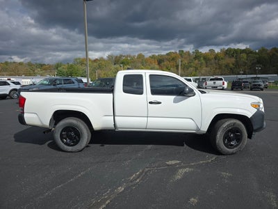 2017 Toyota Tacoma SR