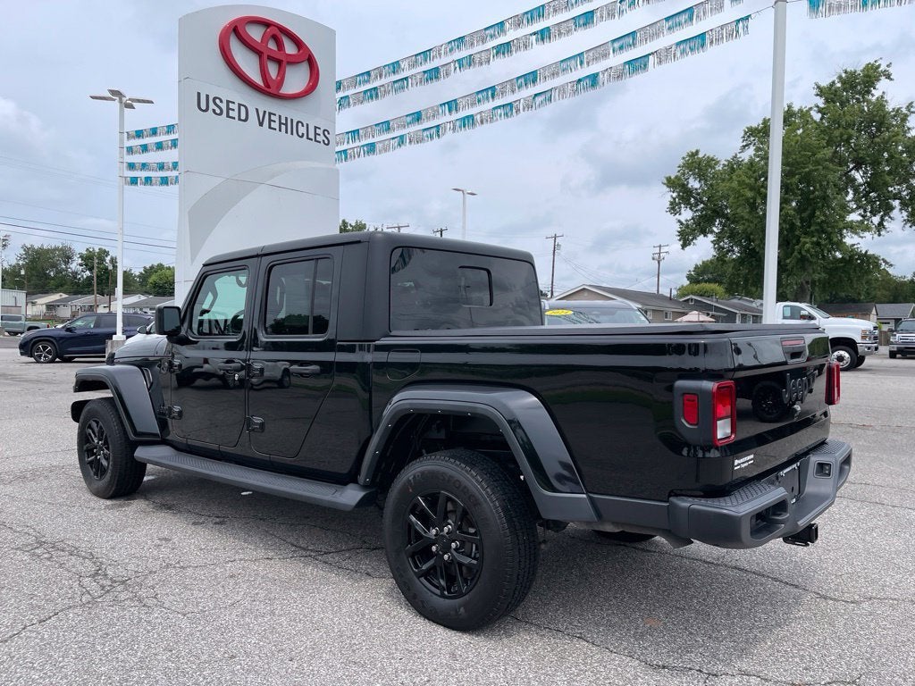2022 Jeep Gladiator Altitude