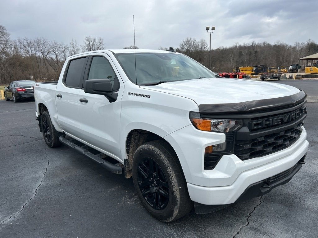 2024 Chevrolet Silverado 1500 Custom