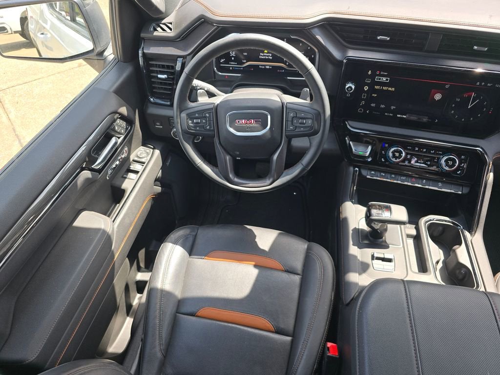 2025 GMC Sierra 1500 AT4
