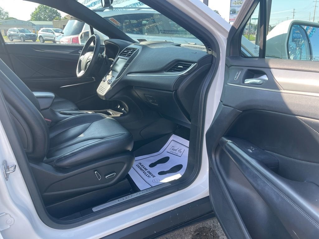 2015 Lincoln MKC Base