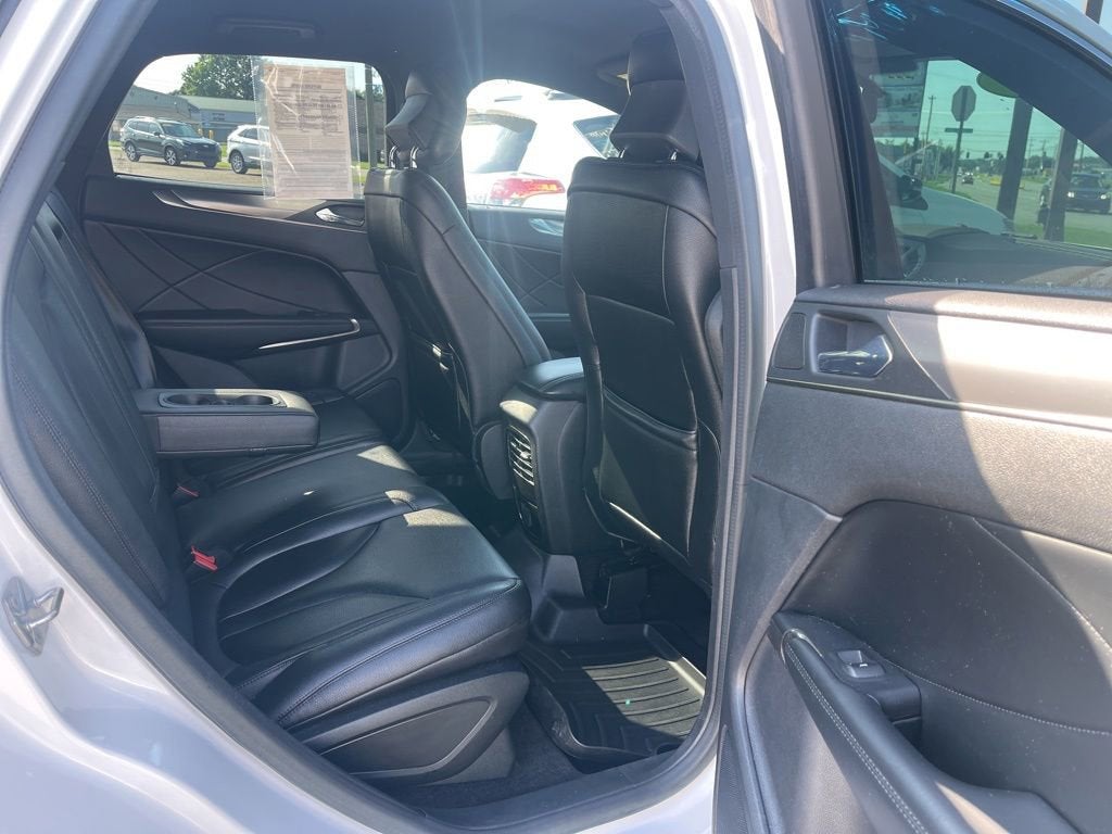 2015 Lincoln MKC Base