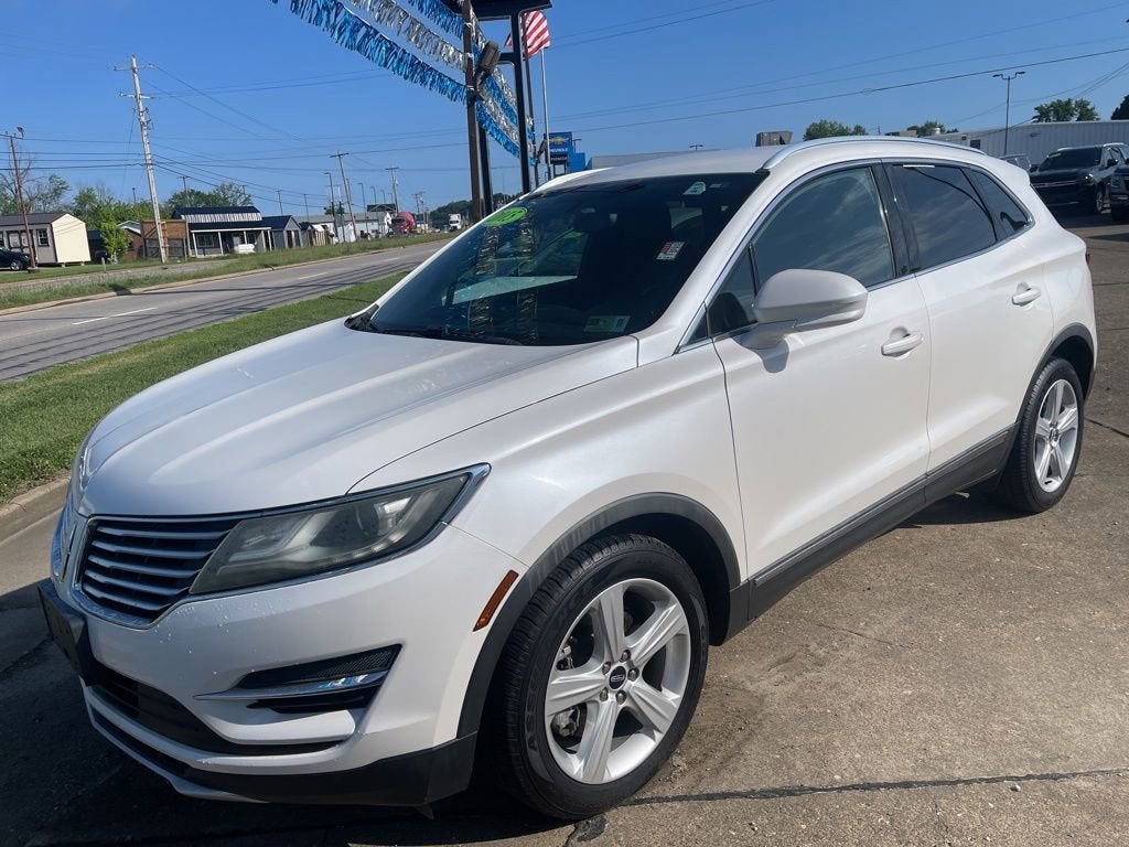 2015 Lincoln MKC Base