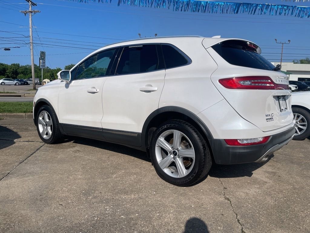 2015 Lincoln MKC Base