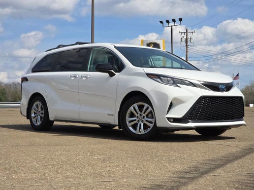 2021 Toyota Sienna XSE