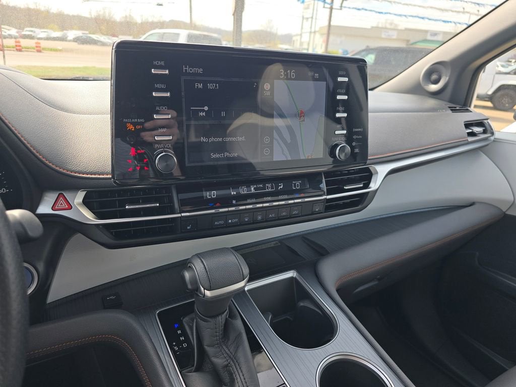 2021 Toyota Sienna XSE