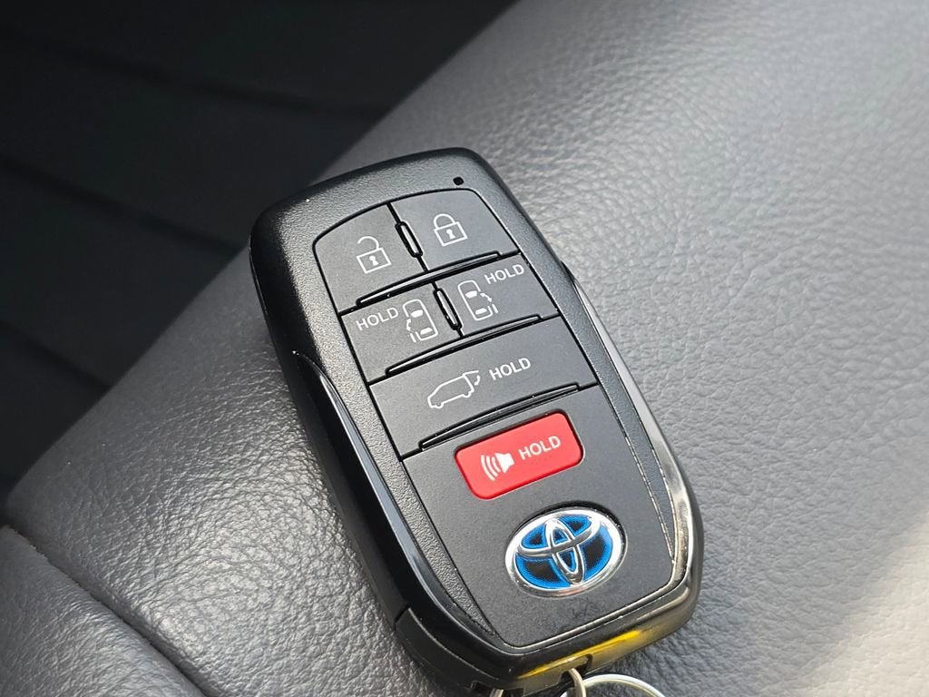 2021 Toyota Sienna XSE