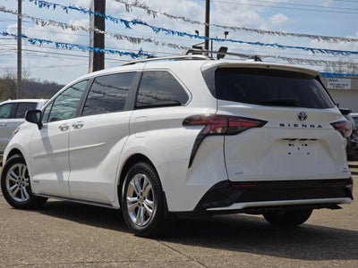 2021 Toyota Sienna XSE