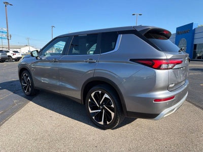 2022 Mitsubishi Outlander SE