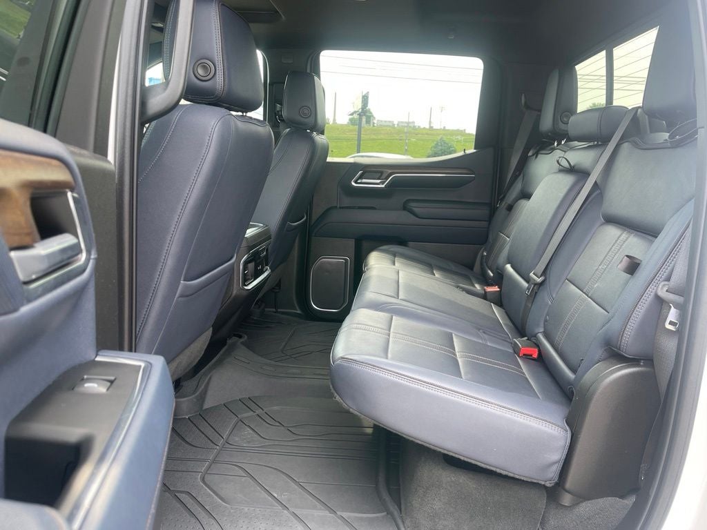 2023 Chevrolet Silverado 1500 High Country - Photo 17