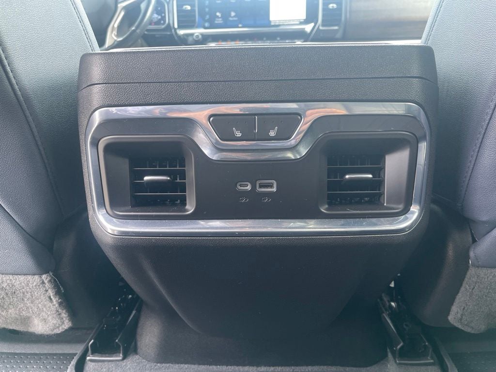 2023 Chevrolet Silverado 1500 High Country - Photo 18