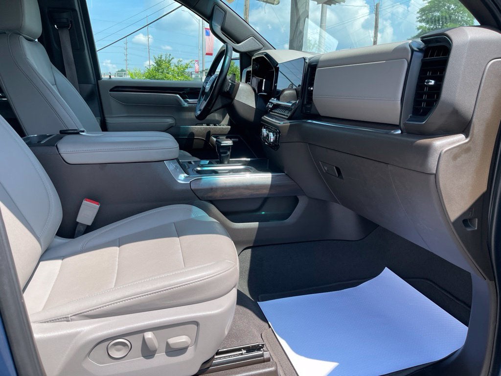 2024 GMC Sierra 1500 SLT - Photo 15
