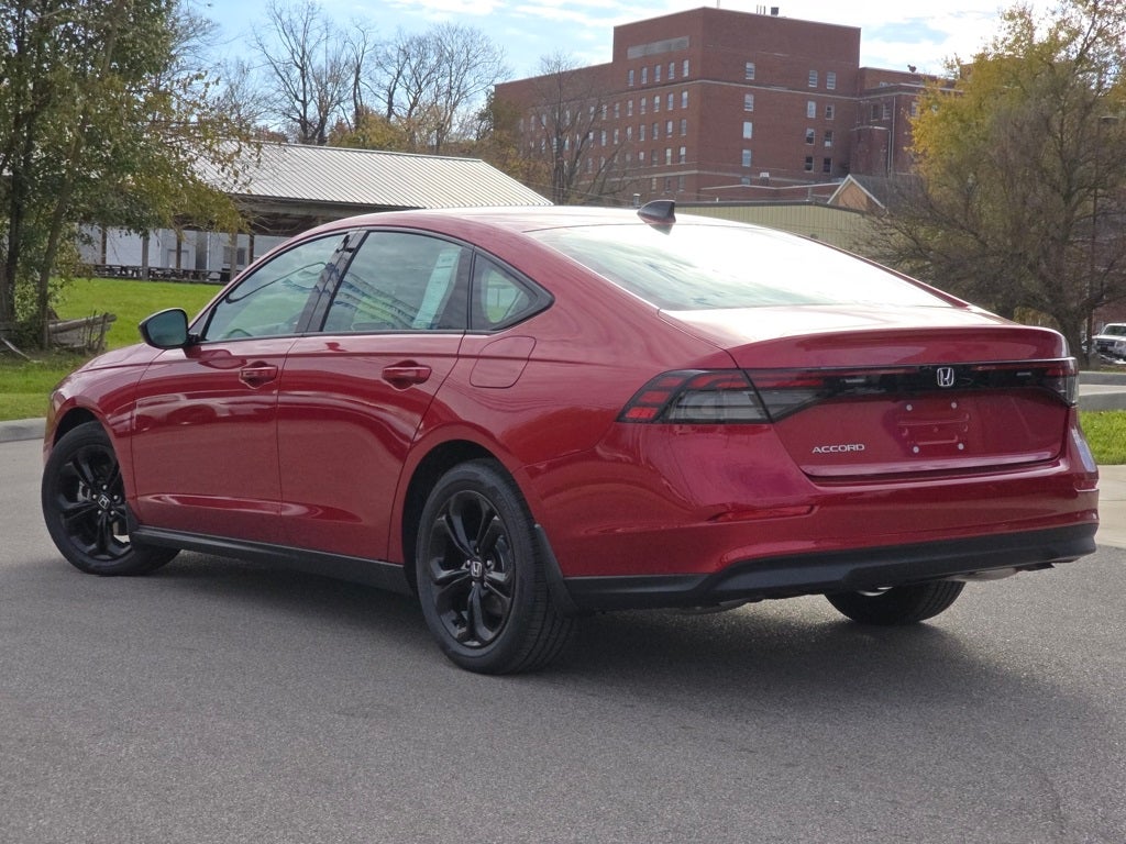 2025 Honda Accord SE