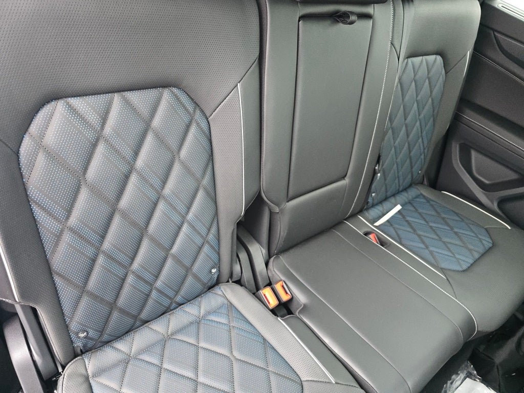 2024 Volkswagen Atlas Cross Sport 2.0T SEL Premium R-Line