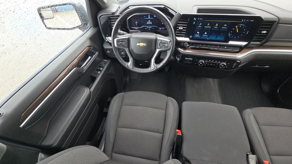 2025 Chevrolet Silverado 1500 LT LT1