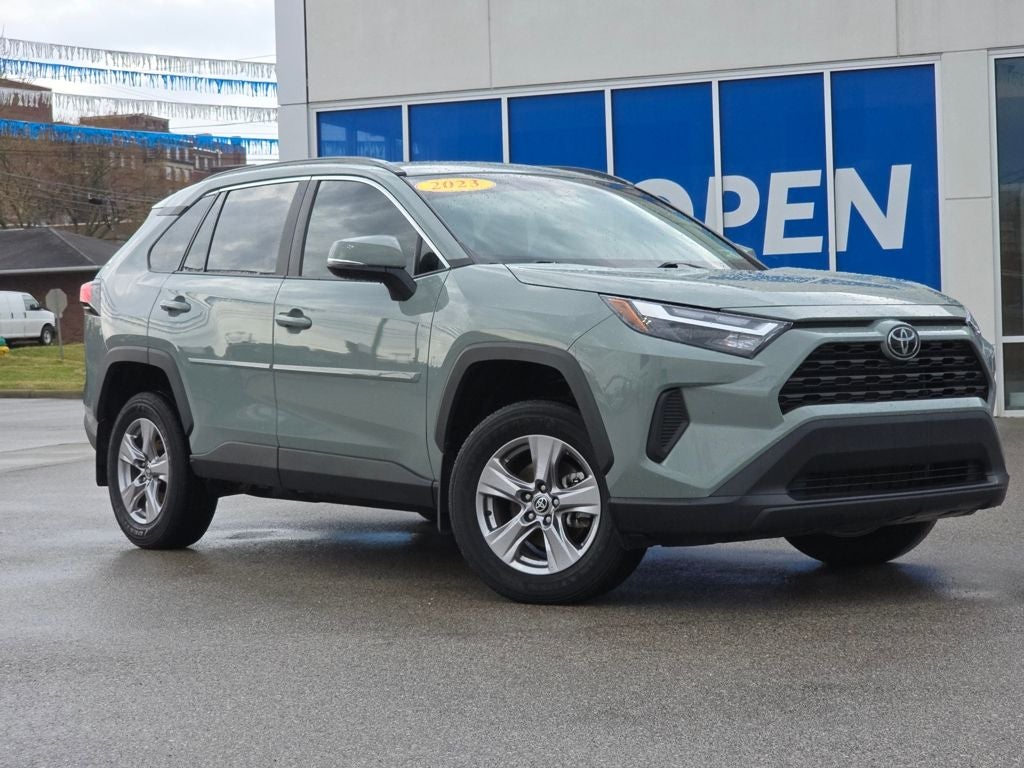2023 Toyota RAV4 XLE