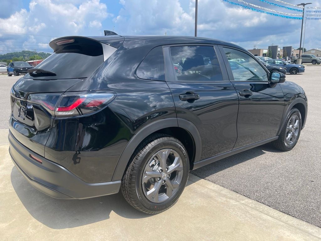 2027 Honda HR-V LX