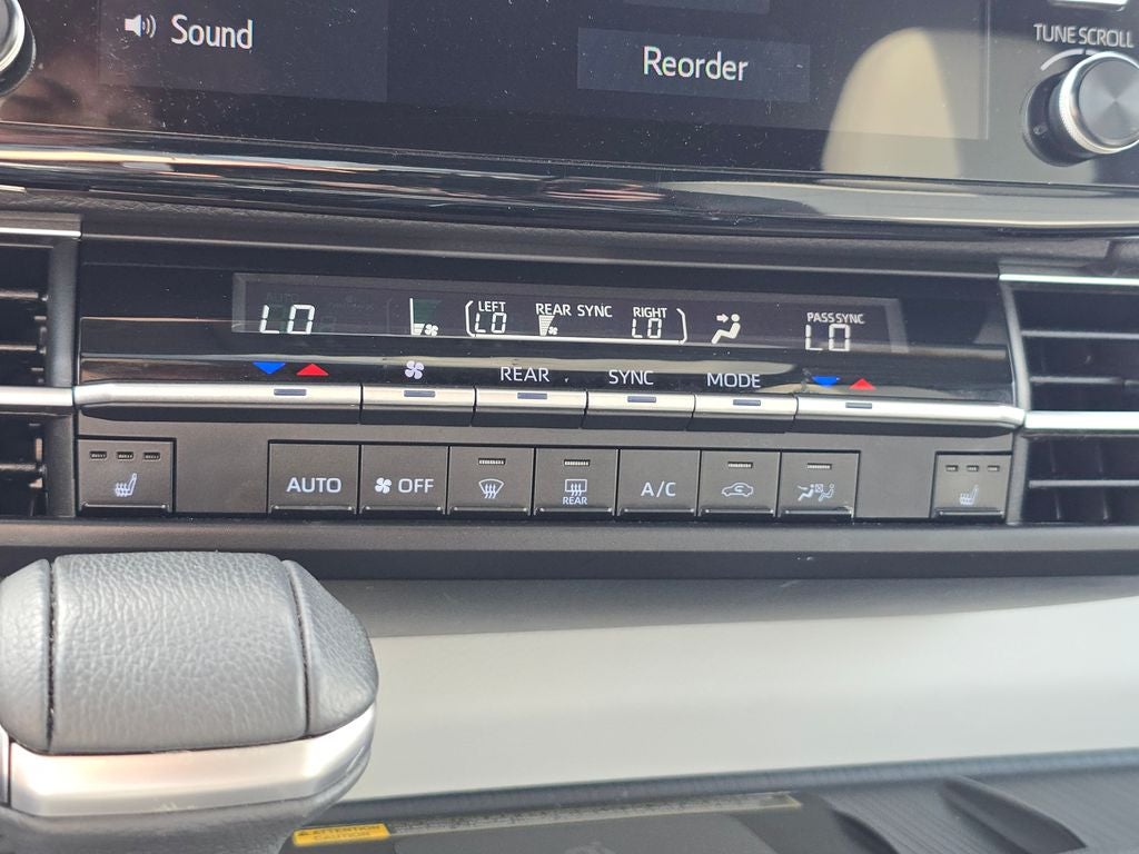 2021 Toyota Sienna XSE 7 Passenger