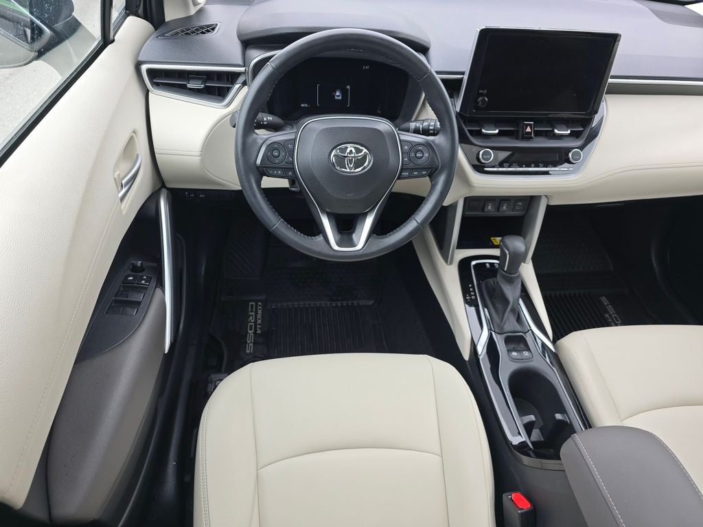 2023 Toyota Corolla Cross XLE