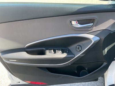 2018 Hyundai Santa Fe SE