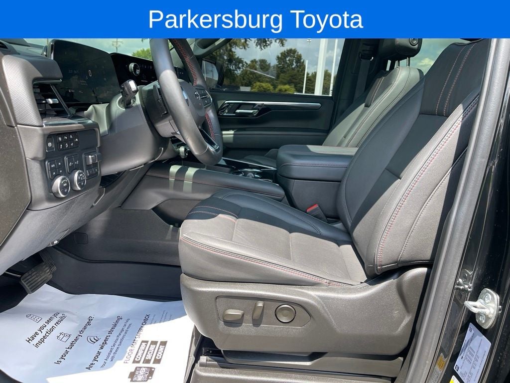 2025 Chevrolet Tahoe RST