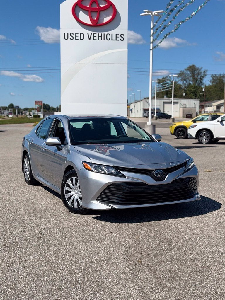2020 Toyota Camry Hybrid LE
