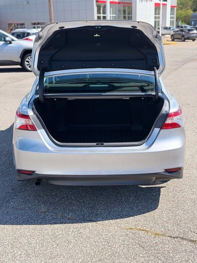 2020 Toyota Camry Hybrid LE
