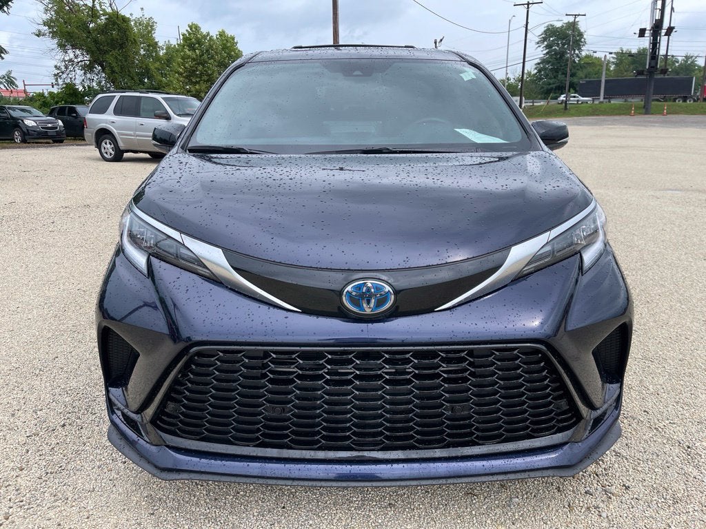 2024 Toyota Sienna XSE 7 Passenger