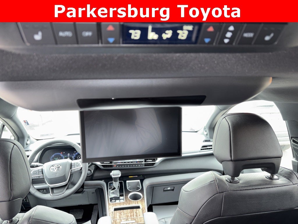 2026 Toyota Sienna Platinum 7 Passenger
