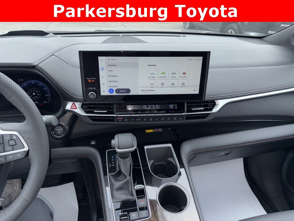 2026 Toyota Sienna Platinum 7 Passenger