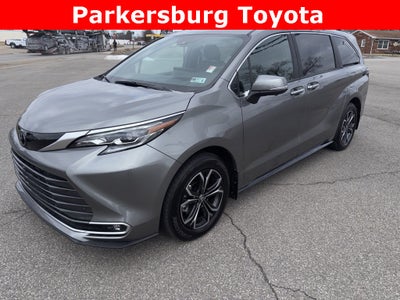 2026 Toyota Sienna Platinum 7 Passenger
