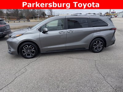 2026 Toyota Sienna Platinum 7 Passenger