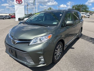 2020 Toyota Sienna XLE 7 Passenger