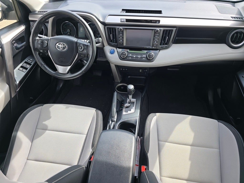 2017 Toyota RAV4 Hybrid XLE