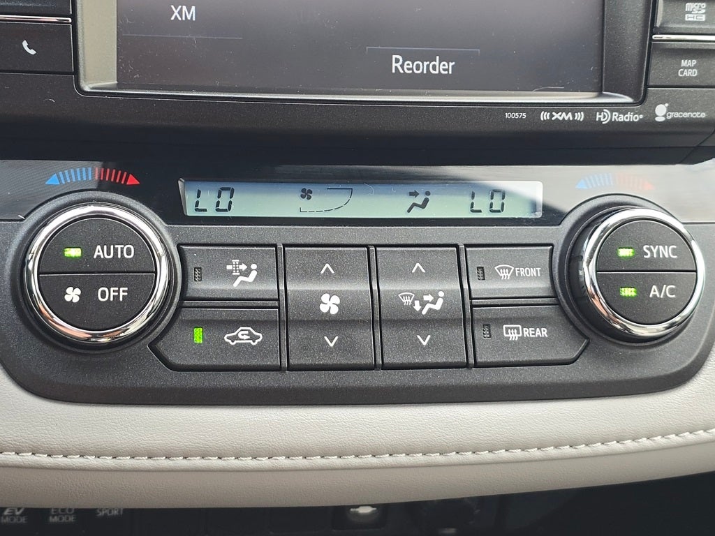 2017 Toyota RAV4 Hybrid XLE