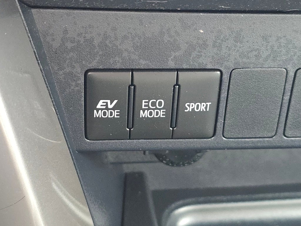 2017 Toyota RAV4 Hybrid XLE