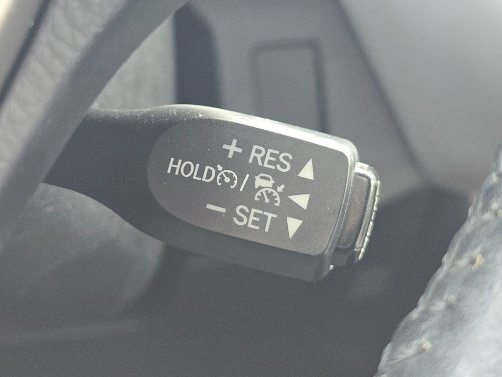 2017 Toyota RAV4 Hybrid XLE