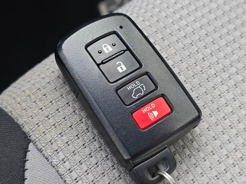 2017 Toyota RAV4 Hybrid XLE